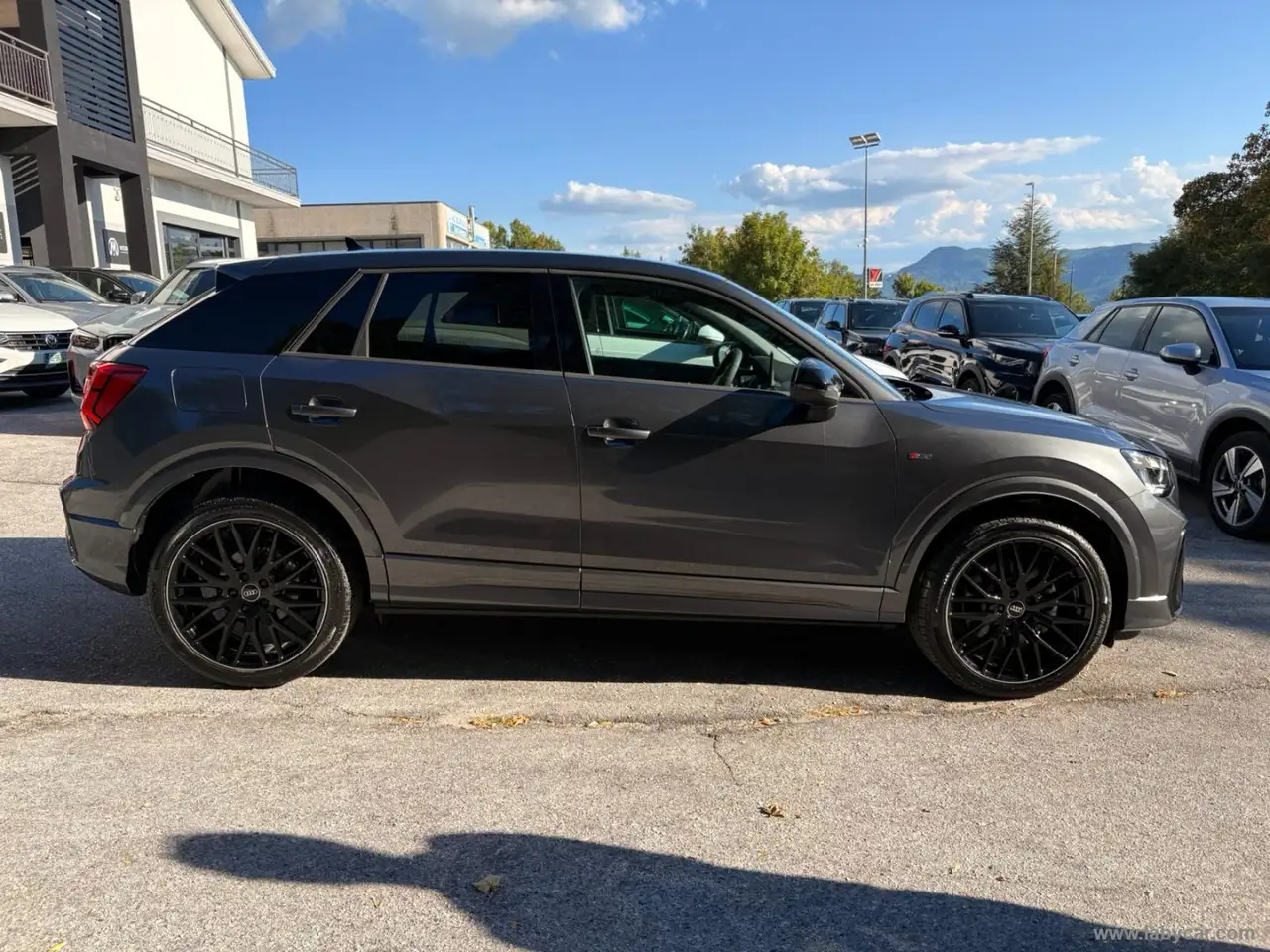 Audi Q2 35 TDI S tronic Identity Black, миниатюра 4