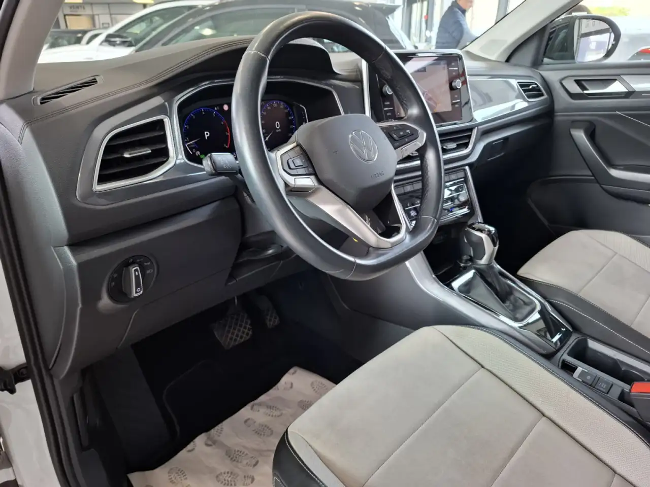 Volkswagen T-Roc 1.5 TSI 150 DSG STYLE,VIRTUAL,KAMERA,NAVI,CARPLAY, 12