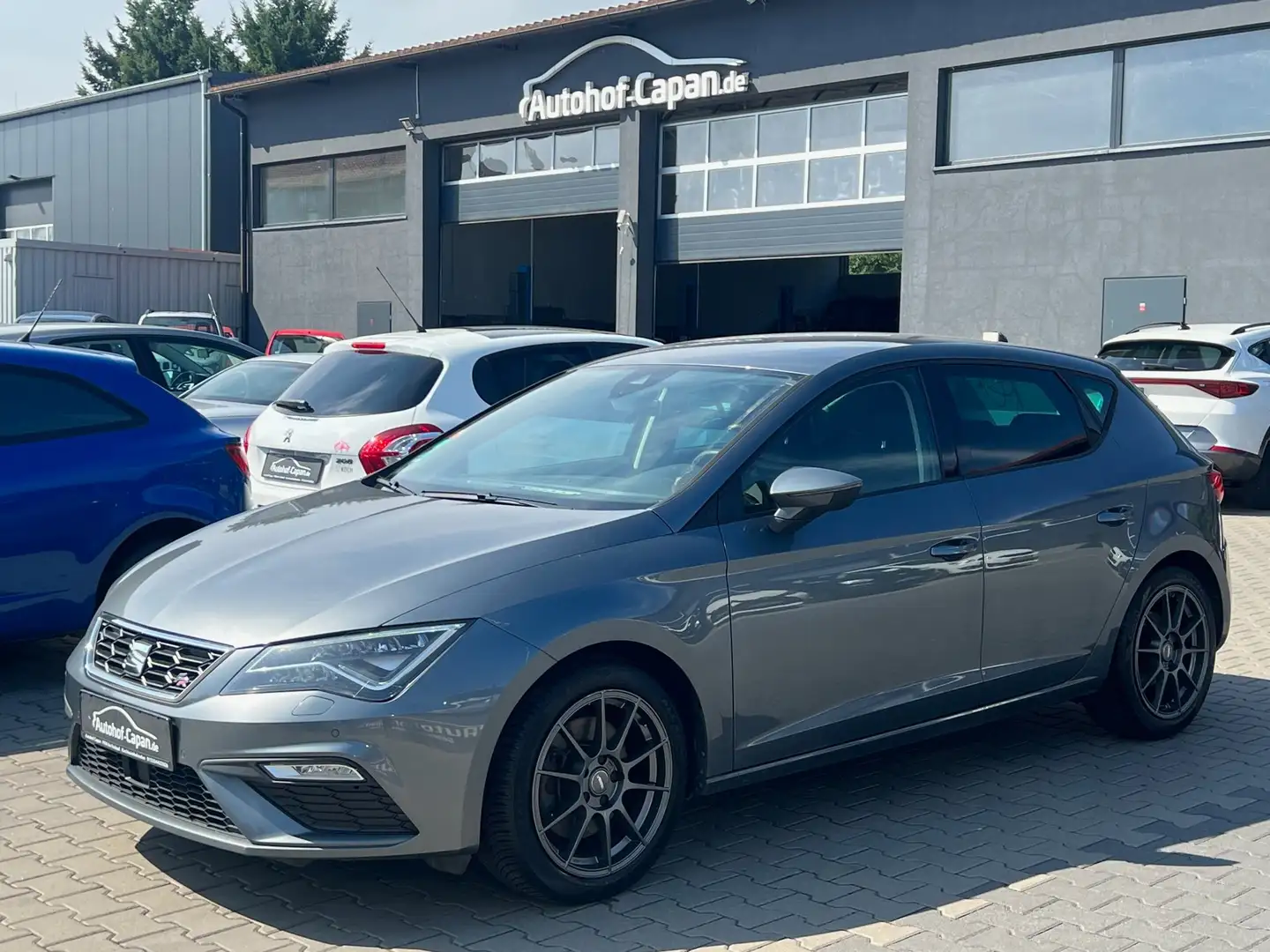 SEAT Leon Leon FR /Automatik/Navi/PDC/ACC/Eu6/2.Ha/LED/ZV Gris - 1