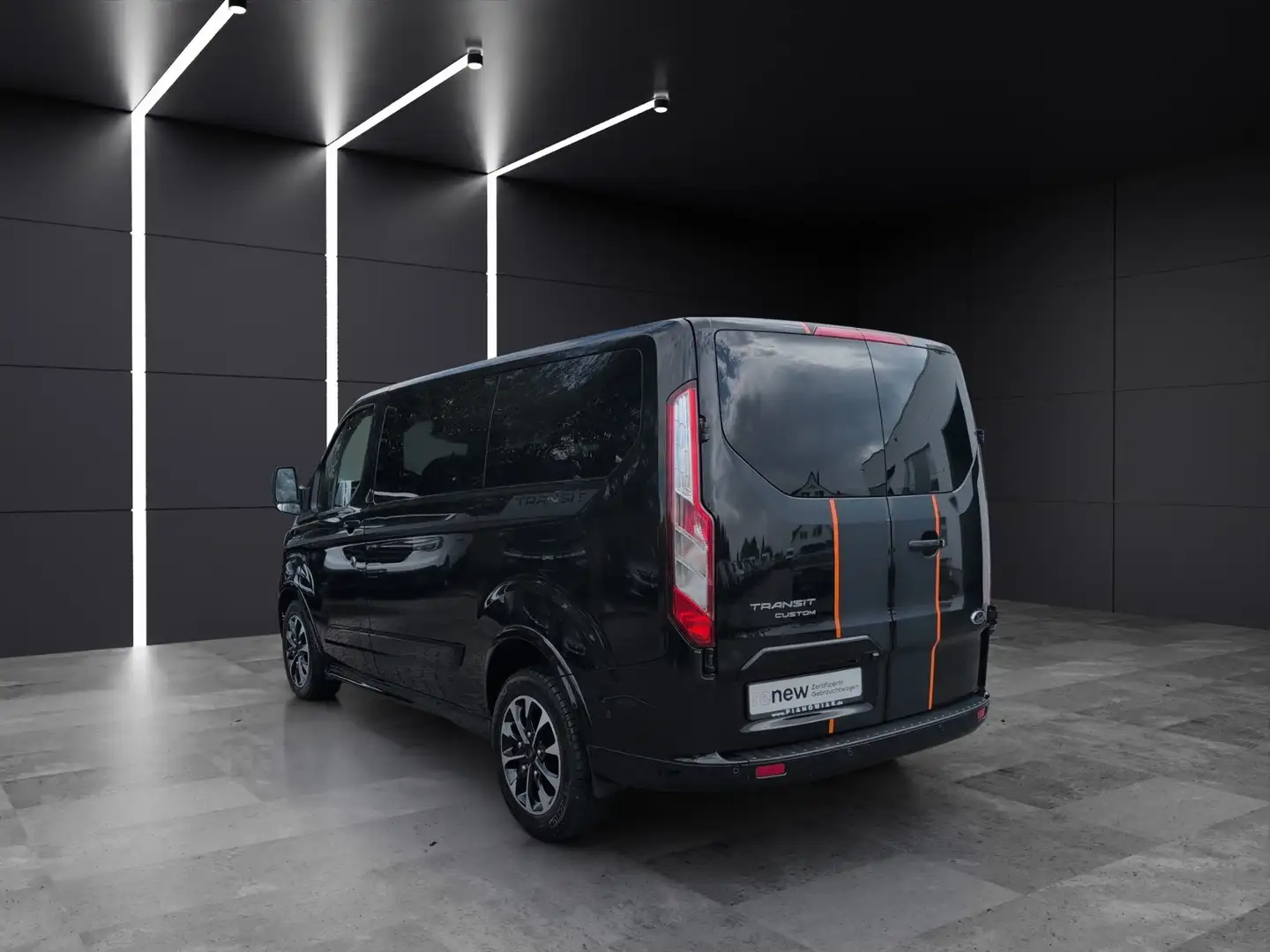 Ford Transit Custom 2,0l 320 Sport Navi Automatik Rückfahrkamera Sitzh Schwarz - 2