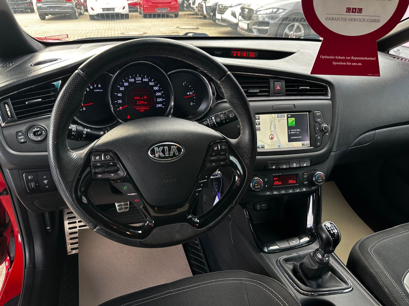 Kia Ceed / cee'd GT-Line "KAMERA"NAVI"PDC"SH" — photo 16