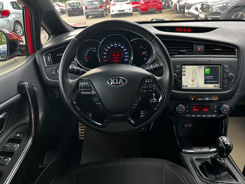 Kia Ceed / cee'd GT-Line "KAMERA"NAVI"PDC"SH" — photo 24