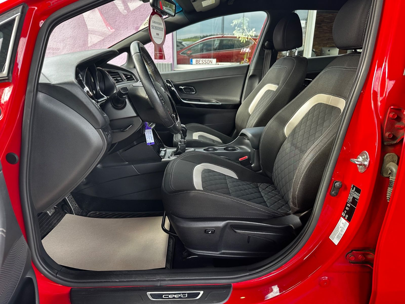 Kia Ceed / cee'd GT-Line "KAMERA"NAVI"PDC"SH" — photo 14