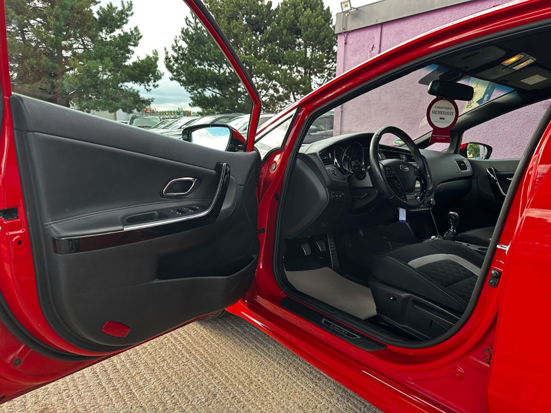 Kia Ceed / cee'd GT-Line "KAMERA"NAVI"PDC"SH" — photo 12
