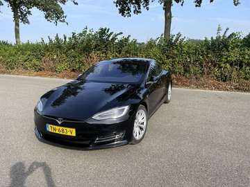 Model S 75D Base