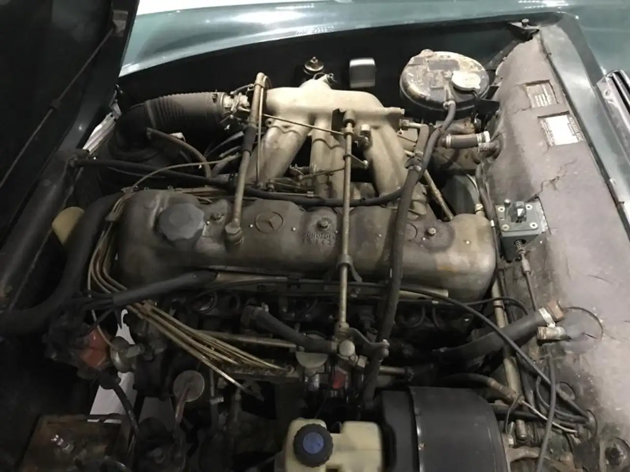 Mercedes-Benz 230, foto 5