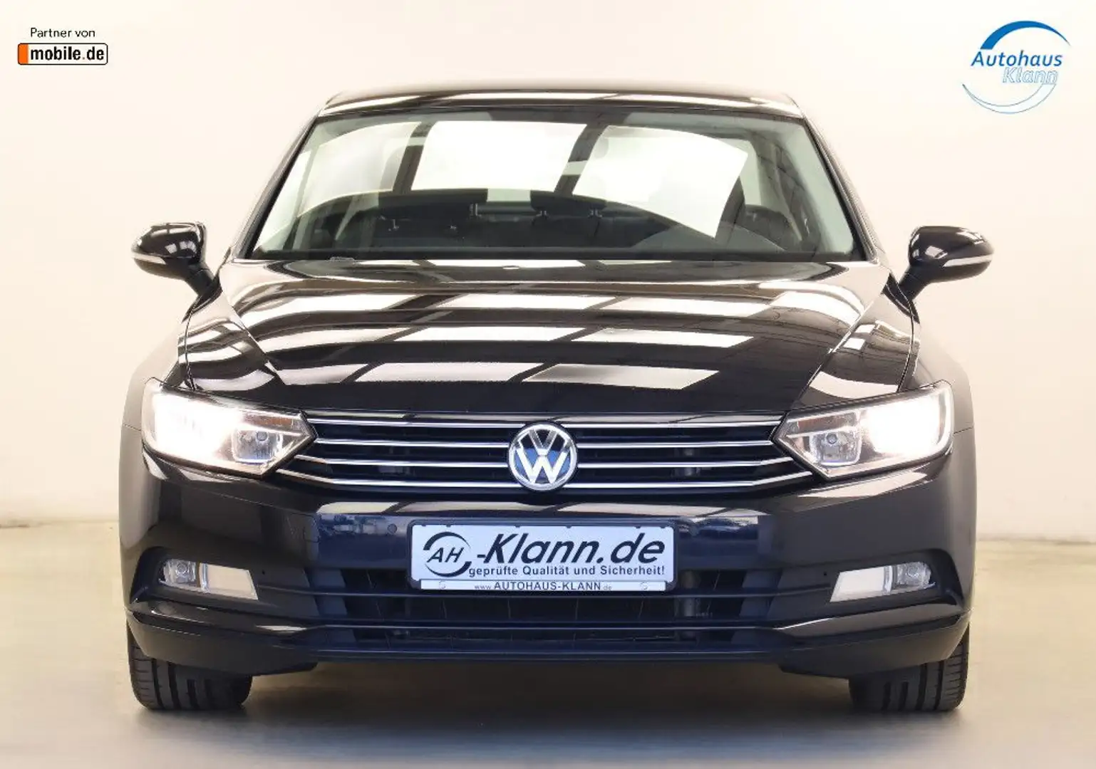 Volkswagen Passat 1.4TSI 125PS BMT Navi SHZ PDC AHK 1.Hand Schwarz - 2