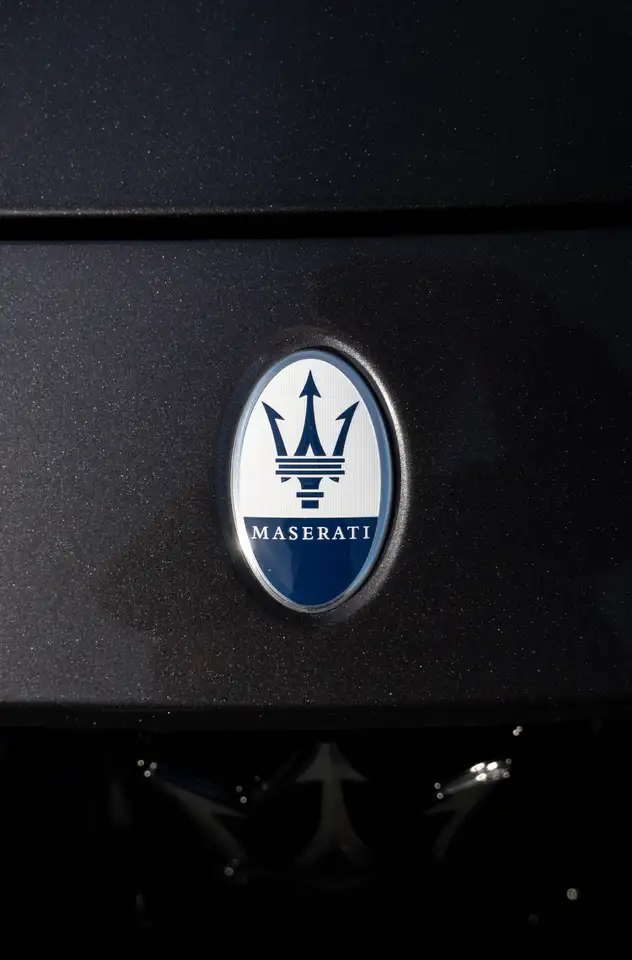 Maserati Ghibli 2023 — фото 6