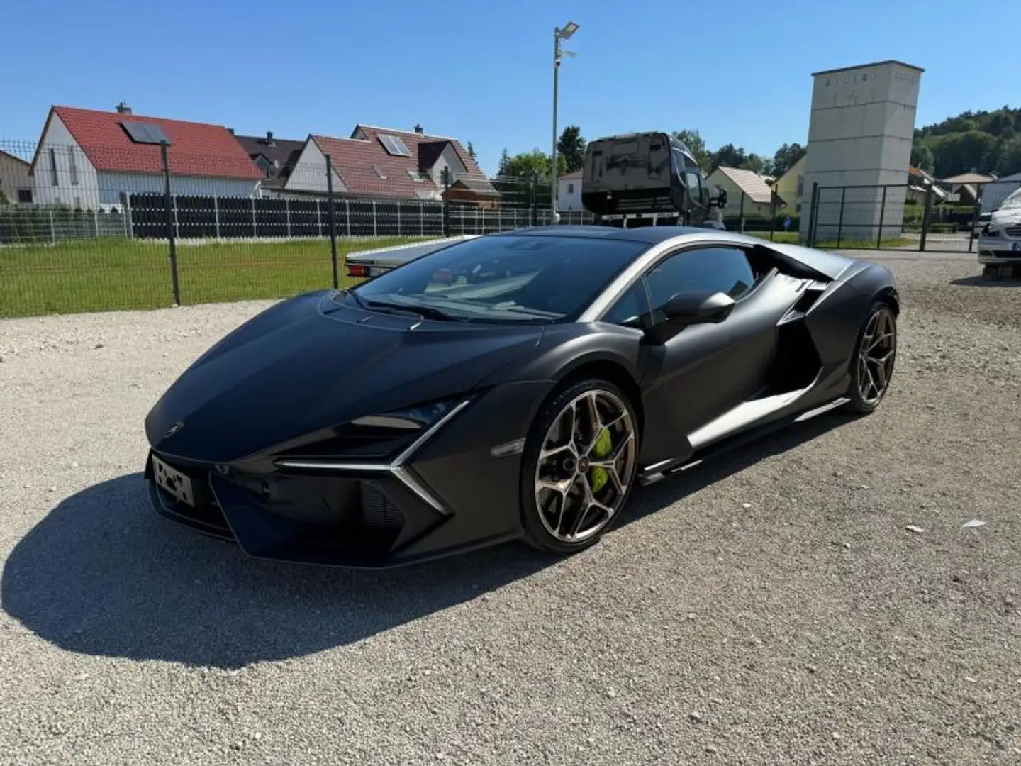 Lamborghini Revuelto - 2