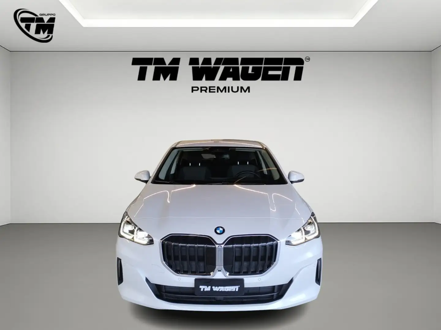 BMW 220 i Active Tourer mhev 48V auto Bianco - 2