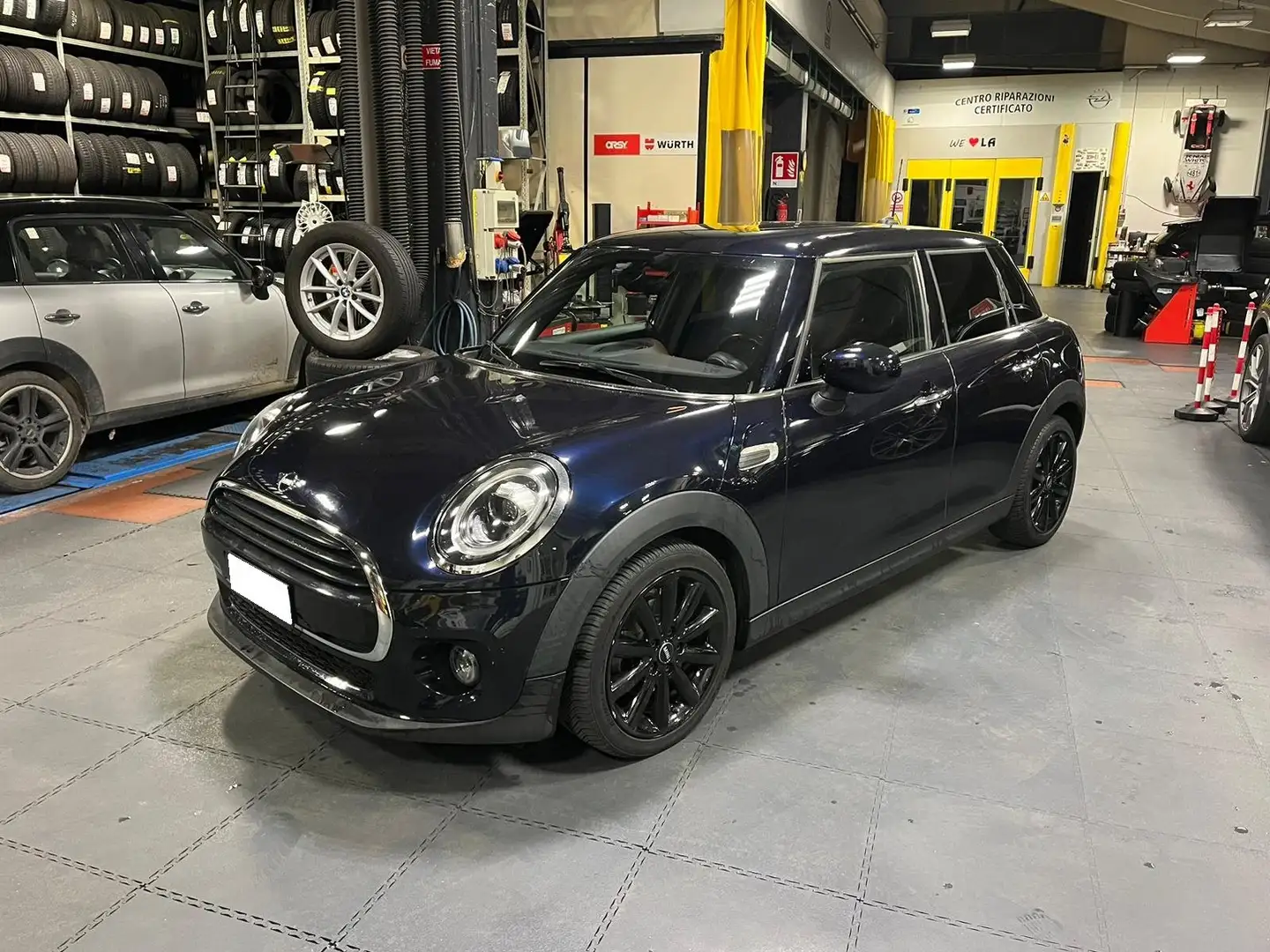 MINI Cooper Mini IV F55 2018 5p 5p 1.5 Hype auto Blau - 1