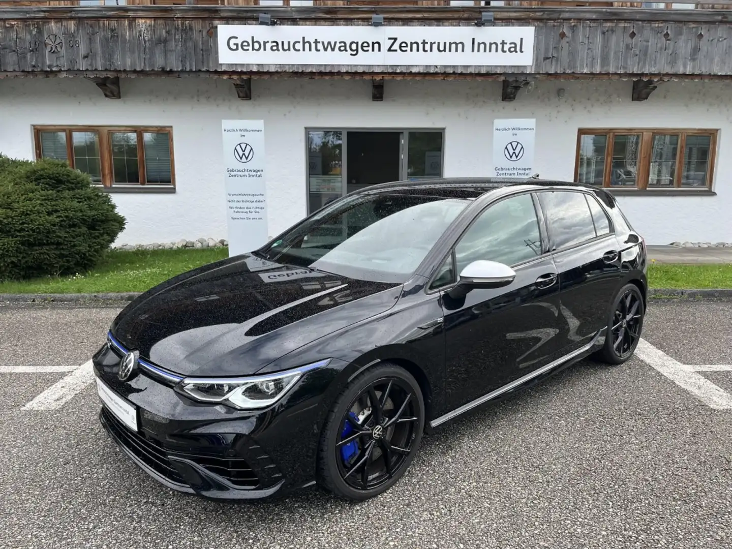 Volkswagen Golf VIII R 2,0 TSI DSG 4Motion (ACC+Navi+LED) Klima Schwarz - 2