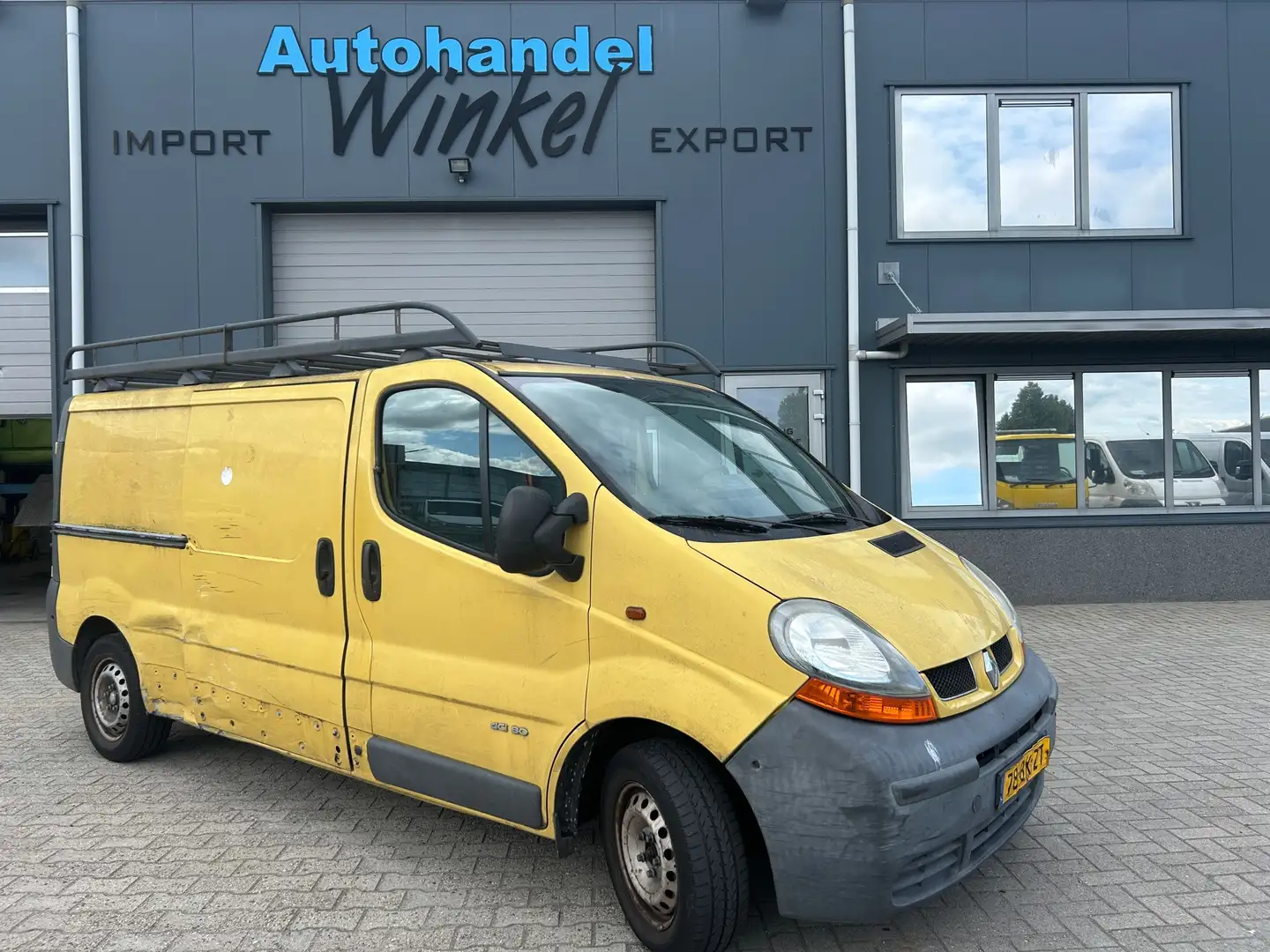 Renault Trafic 1.9 dCi L2H1 Série Spéciale Jaune - 1