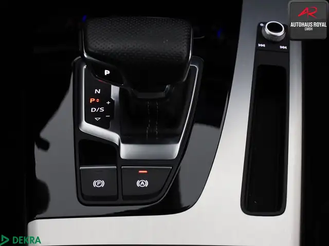 Audi Q5 view 21