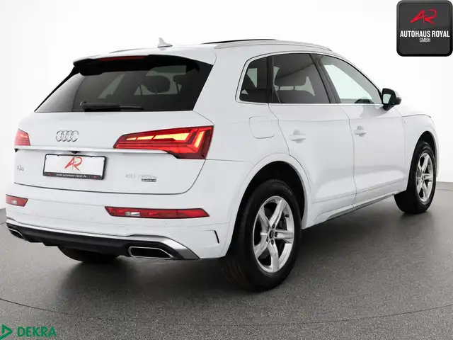 Audi Q5 view 5