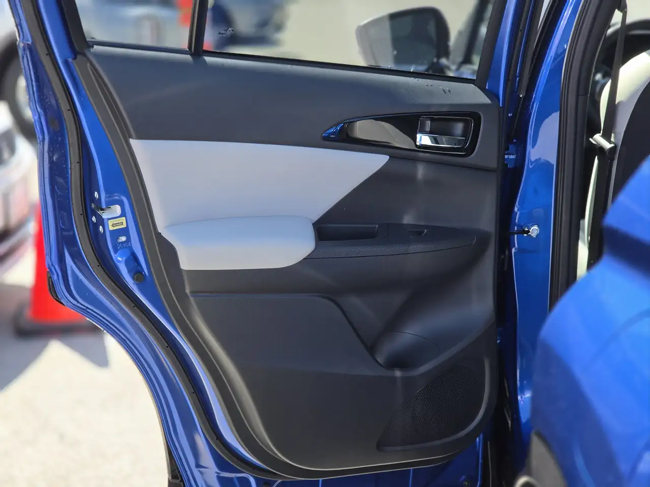 Mitsubishi Eclipse Cross снимка Mitsubishi Eclipse Cross