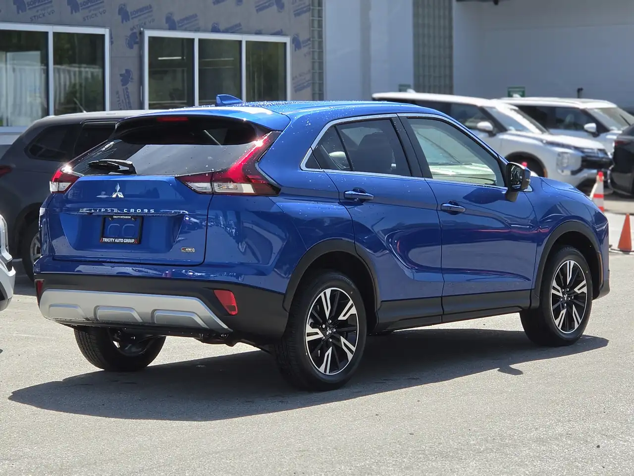 Mitsubishi Eclipse Cross снимка Mitsubishi Eclipse Cross