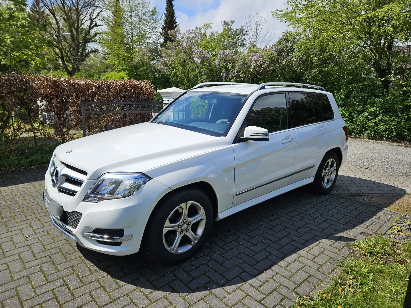 Mercedes-Benz GLK 200 CDI (BlueEFFICIENCY) 7G-TRONIC Biały - 1