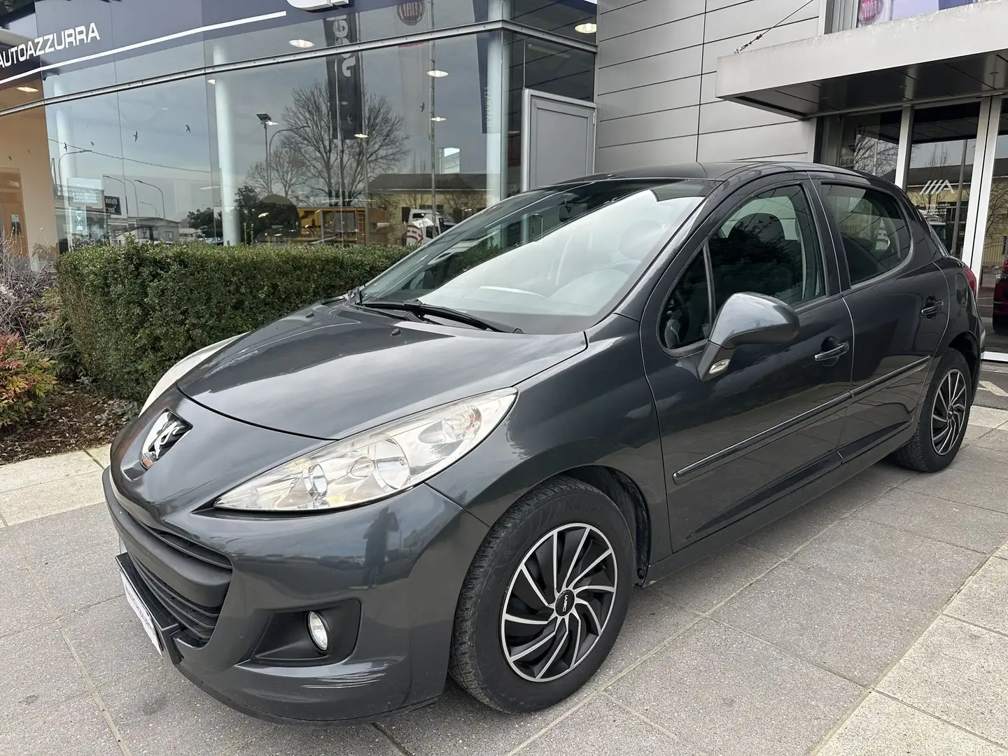 Peugeot 207 5p 1.4 8v Energie 75cv *REVISIONE OK* Grau - 1