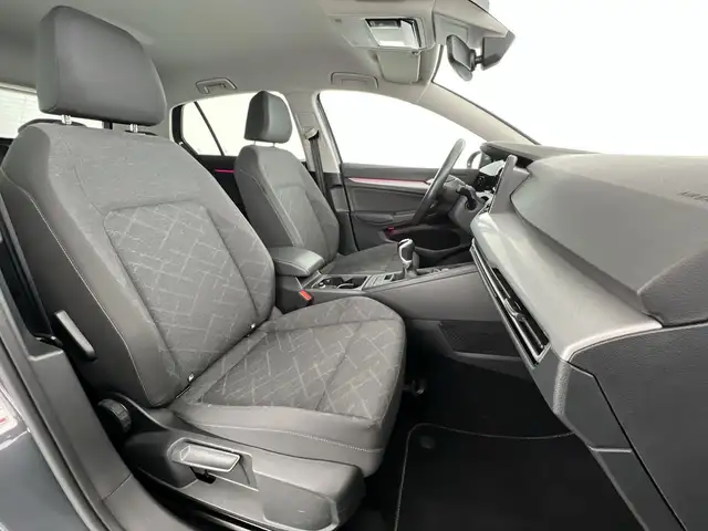Volkswagen Golf view 10
