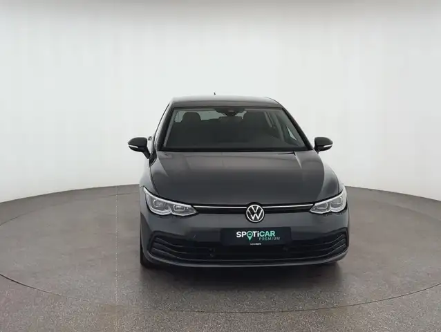 Volkswagen Golf view 2