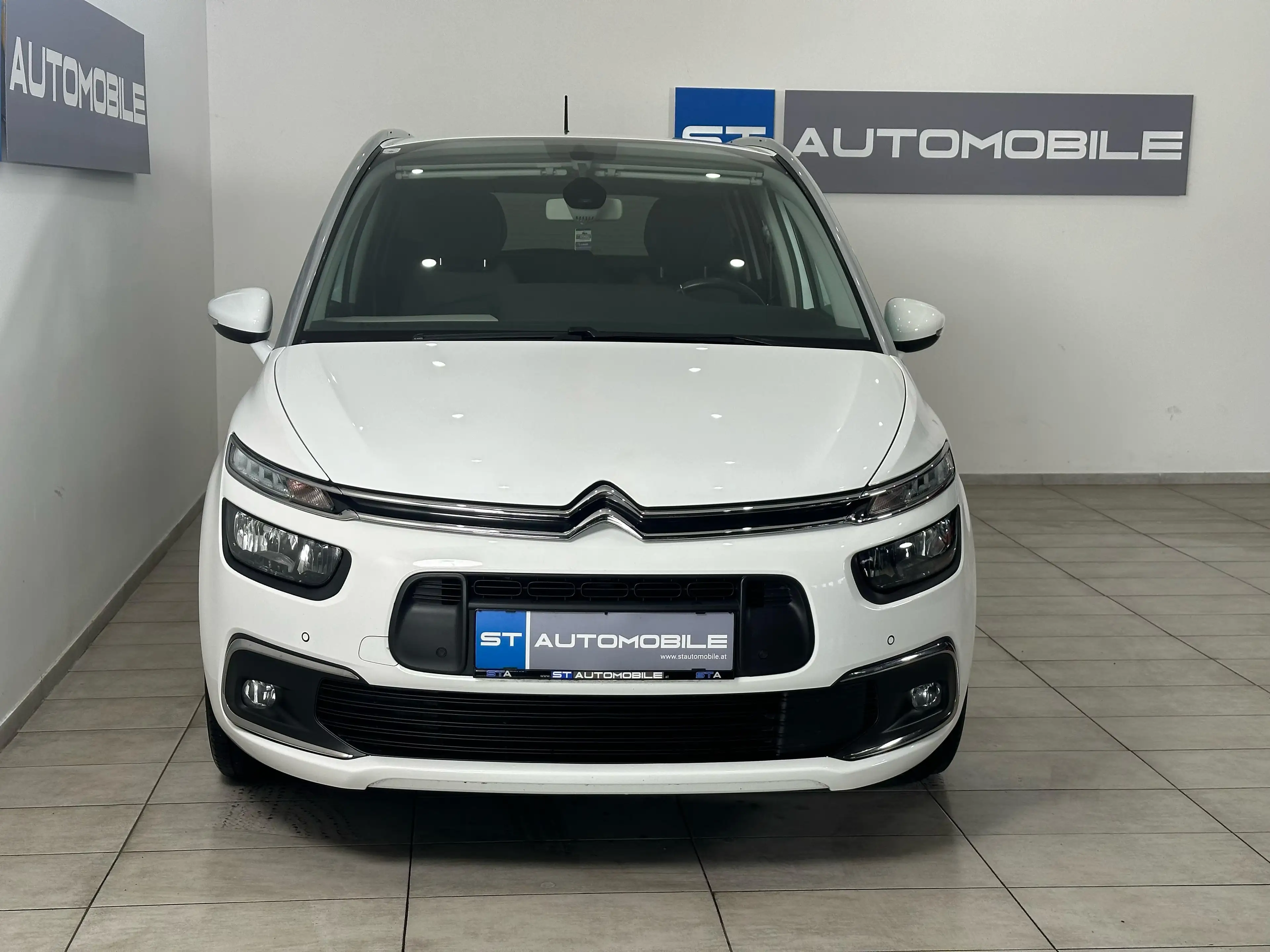 Citroen Grand C4 SpaceTourer Feel Aut. // 1.BESITZ // 7-SITZER // PDC // — photo 2