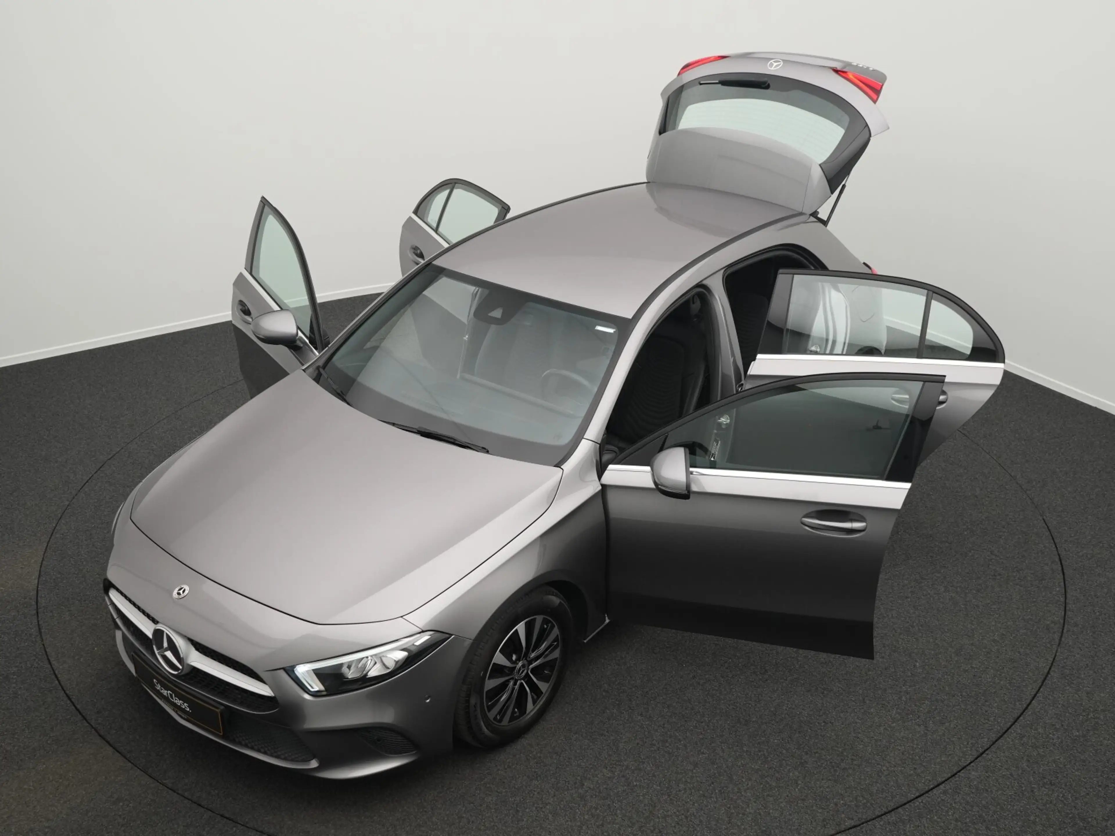 Mercedes-Benz A 180 A 180 Style LED+Kamera+MBUX Navi/Autom./Klima — photo 14