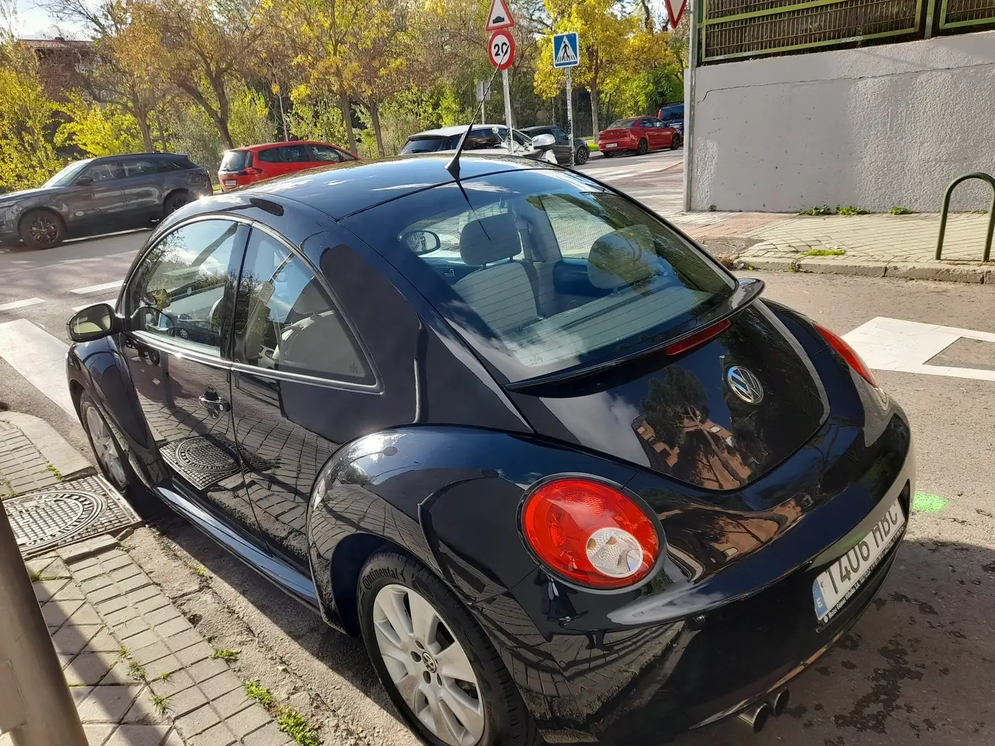 Volkswagen Beetle 1.9TDI Negro - 2