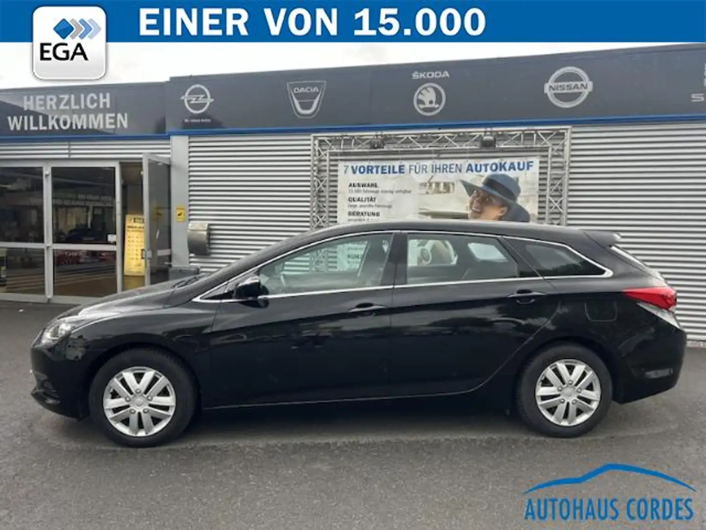 Hyundai i40 KOMBI BLUE1.6 CLASSIC KLIMA*RADIO*BTH*AHK - 2