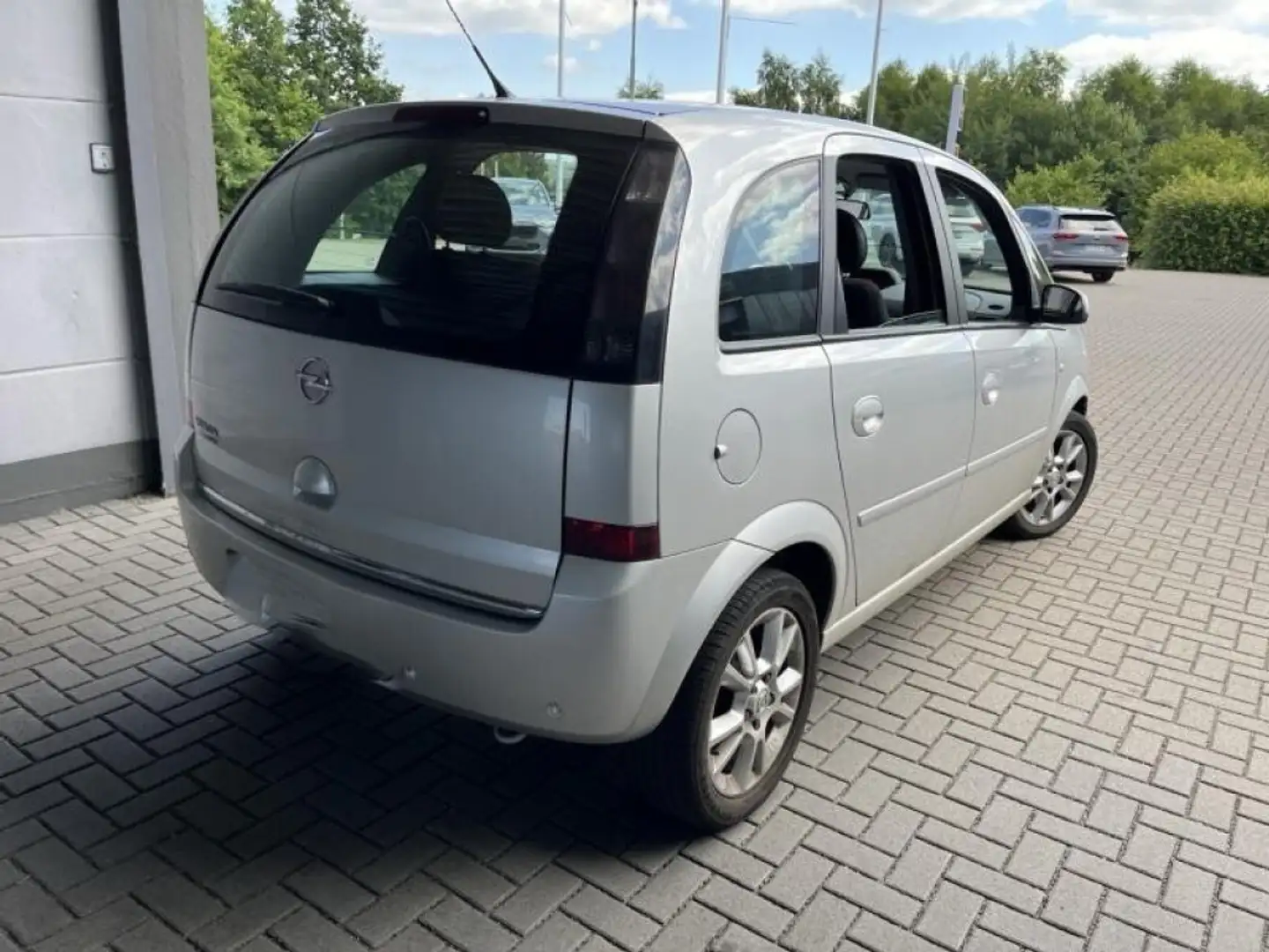 Opel Meriva Innovation 110 Jahre Klima SHZ Alufelgen Silber - 2