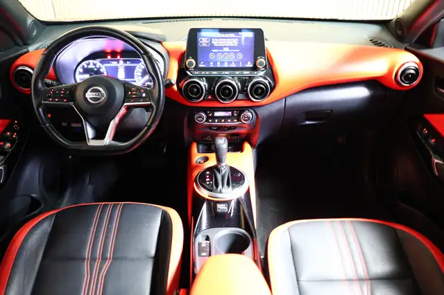 Nissan Juke view 2