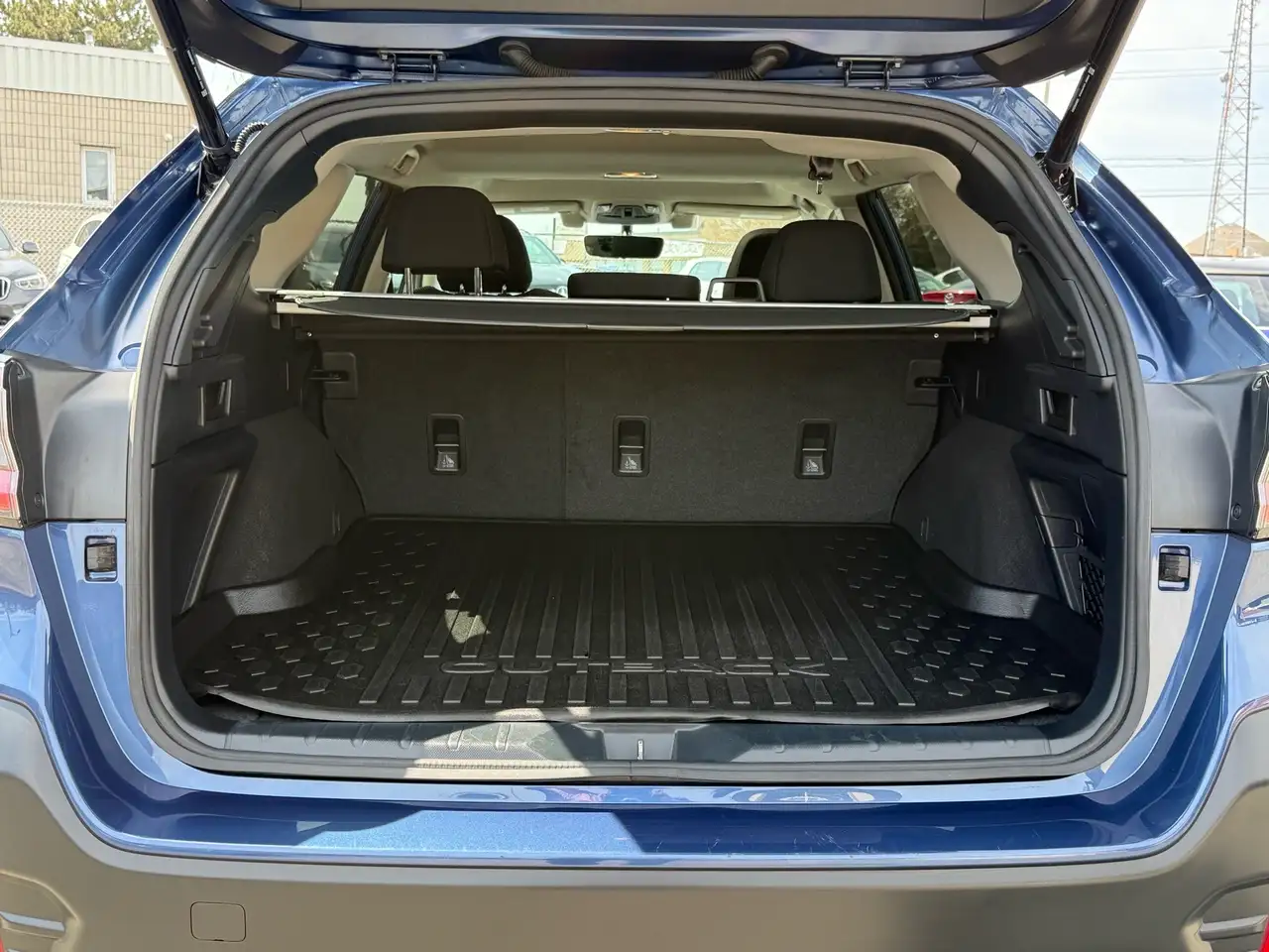 Subaru OUTBACK снимка Subaru OUTBACK