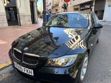 325i Touring Aut.