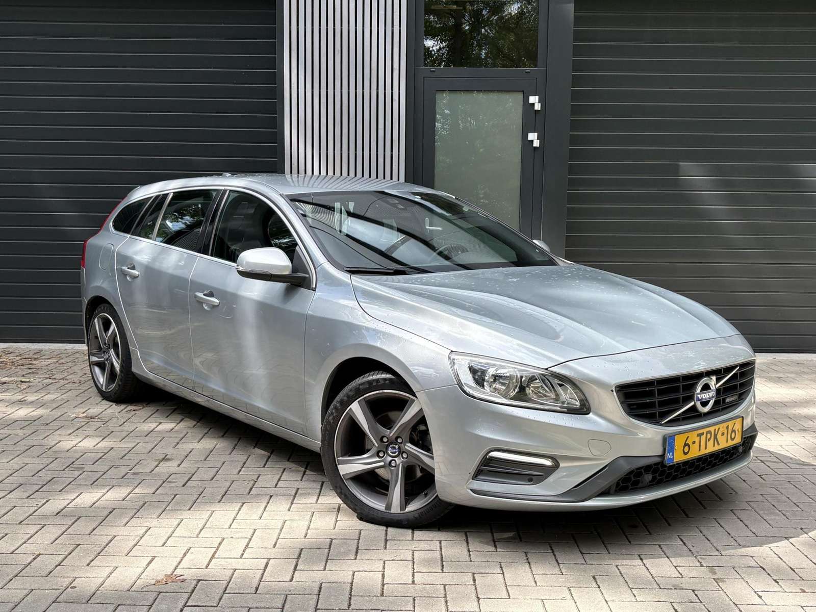 Volvo V60