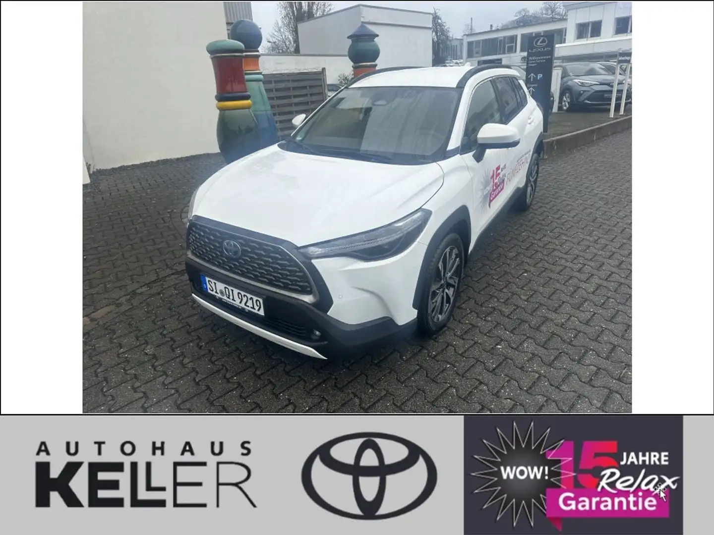 Toyota Corolla Cross Hybrid 1.8 VVT-i Team Deutschland Weiß - 1