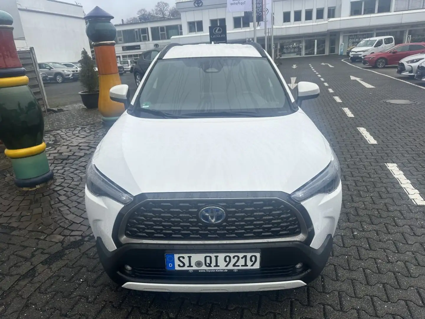 Toyota Corolla Cross Hybrid 1.8 VVT-i Team Deutschland Weiß - 2