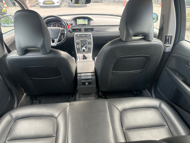 Volvo V70 2.0 D3 Polar+ , leer , navigatie 110 kw euro6 — photo 6