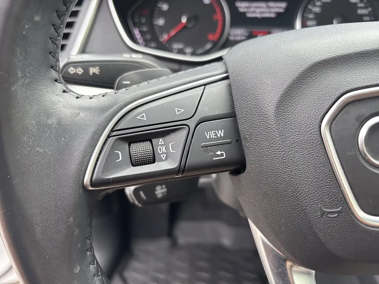 Audi Q5 снимка Audi Q5