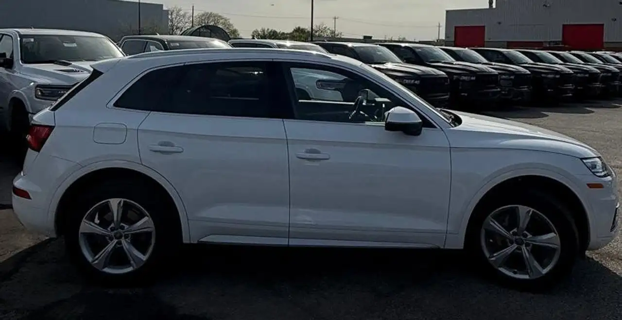 Audi Q5 снимка Audi Q5