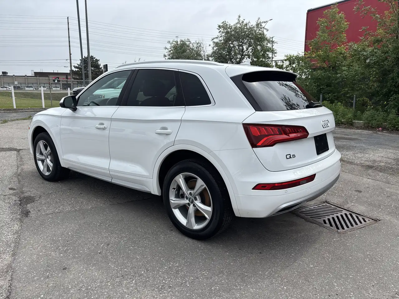 Audi Q5 снимка Audi Q5