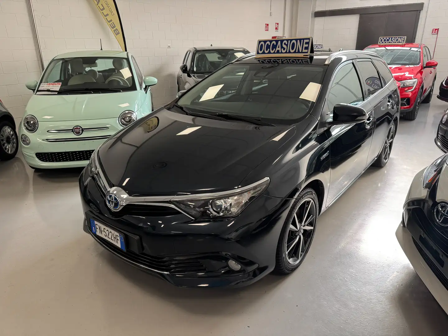 Toyota Auris Auris Touring Sports 1.8h Lounge cvt Fekete - 2