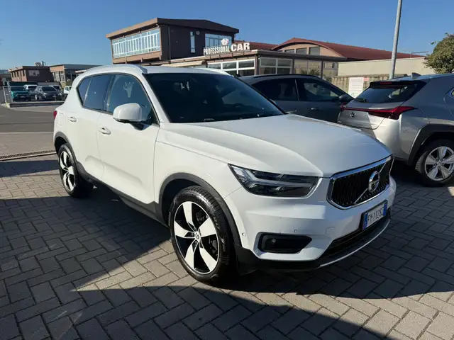Volvo XC40 XC40 D3 AWD Geartronic Momentum