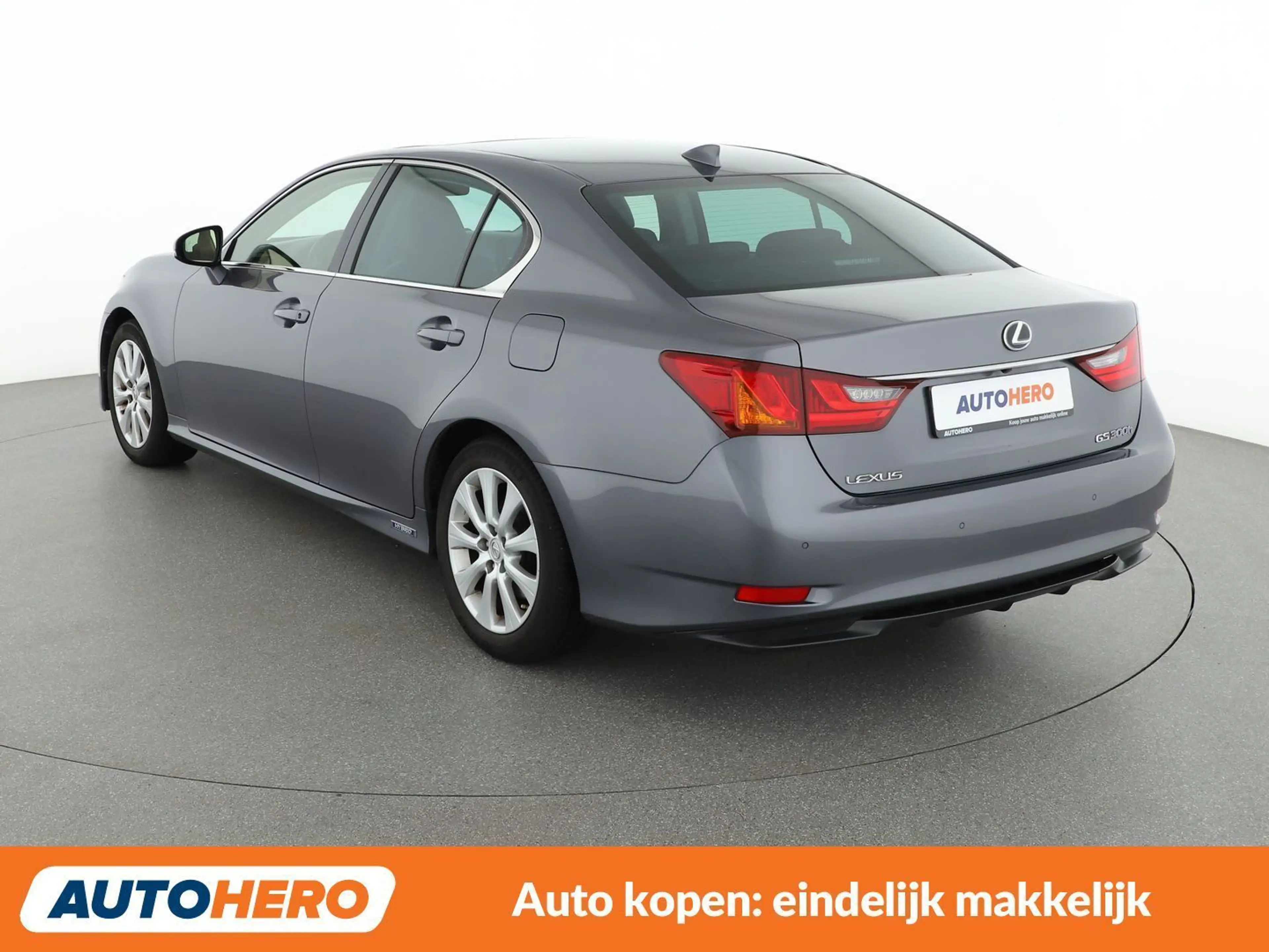 Lexus GS 300 GS 300h Luxe — photo 4