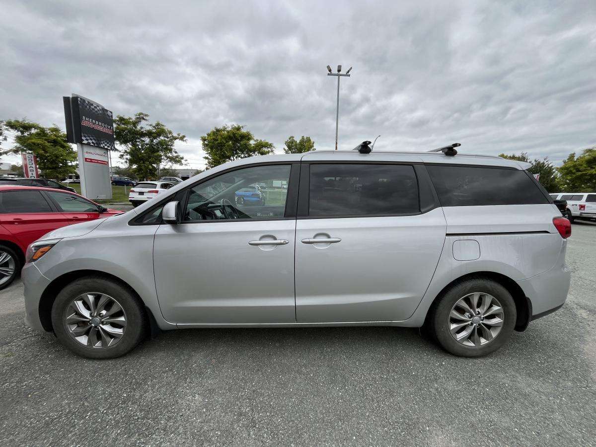 2020 Kia Sedona LX / AUTO + 8 PASSAGERS / CAMERA + BLUETOOTH ++++ — снимка 1