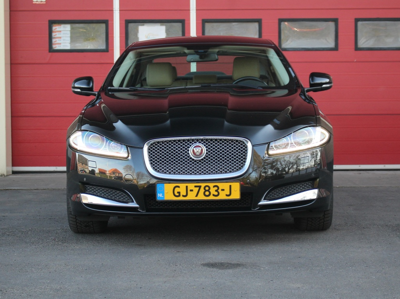 Jaguar XF 2.2D | Navi | Trekhaak | Camera | Stoelverwarming — photo 4