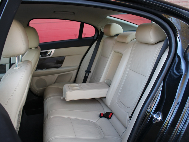 Jaguar XF 2.2D | Navi | Trekhaak | Camera | Stoelverwarming — photo 11