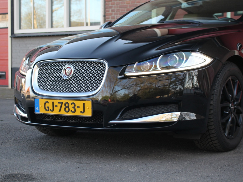 Jaguar XF 2.2D | Navi | Trekhaak | Camera | Stoelverwarming — photo 5