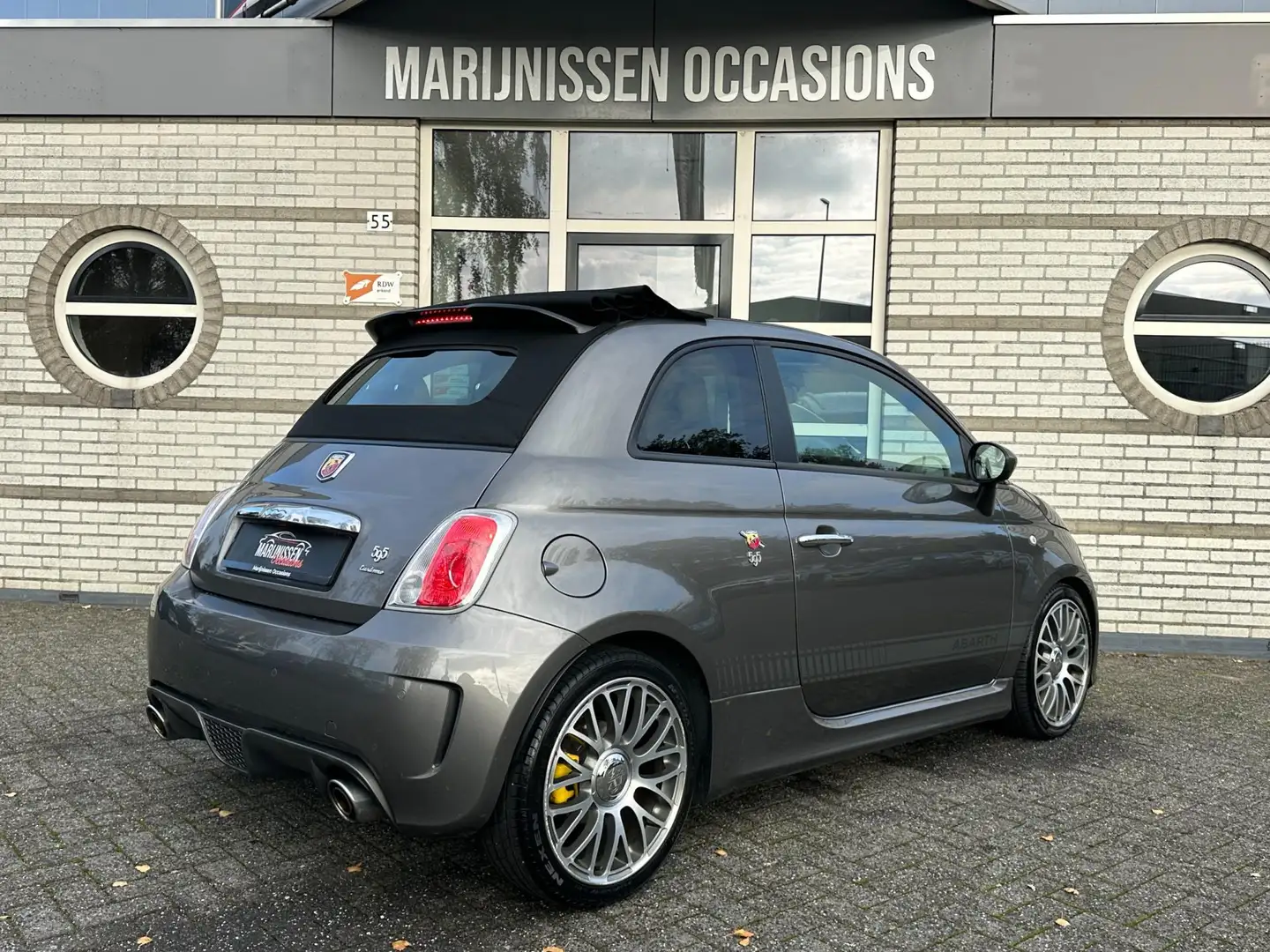 Fiat 500C Abarth 1.4 T-Jet Competizione 595 Edition Grau - 2