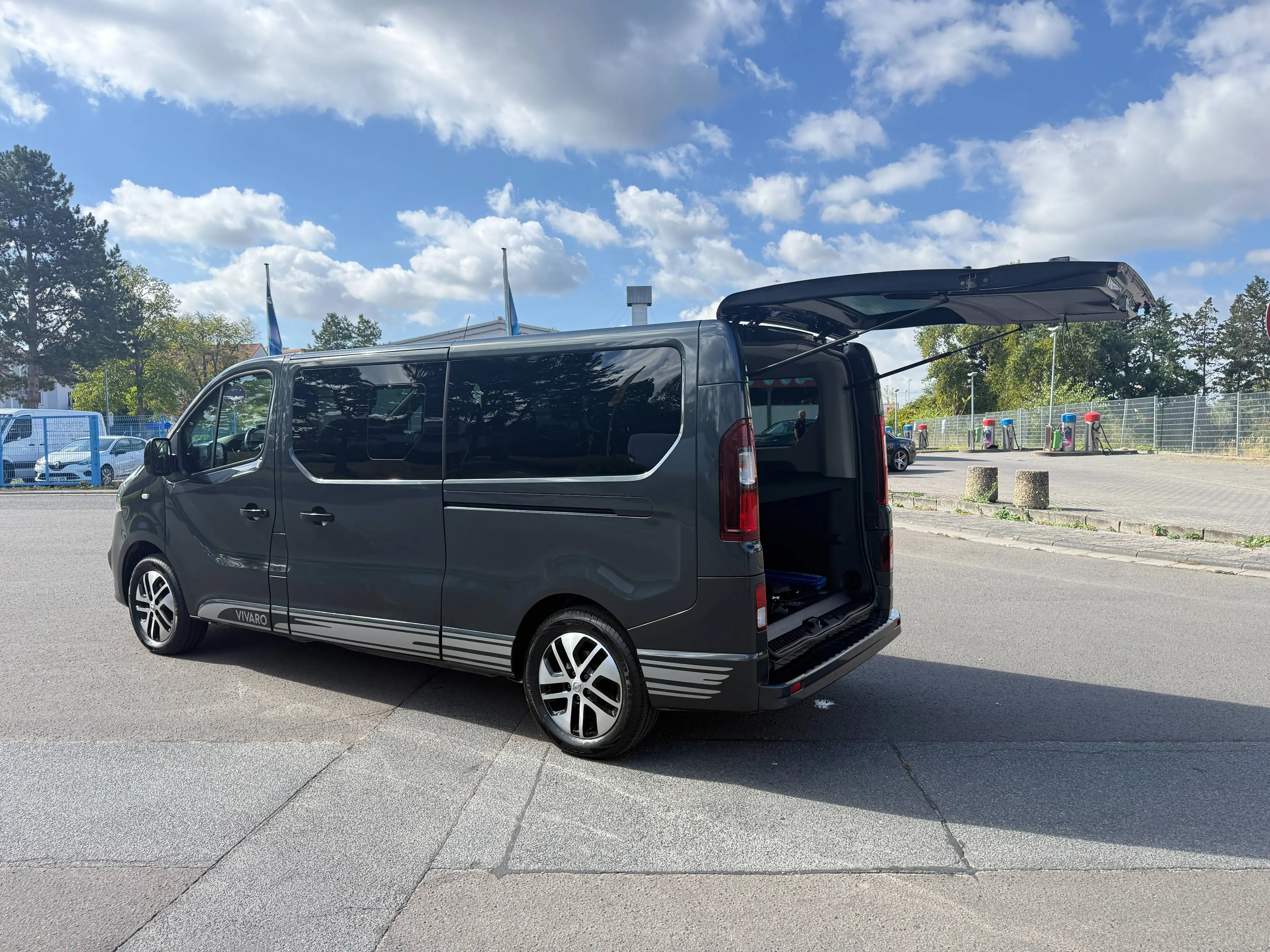 Opel Vivaro B 1.6 BiTurbo Tourer L2H1 2,7t (8xSITZER*PDC-KAMERA) — photo 7