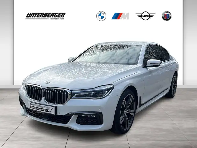 BMW 740 d xDrive Limousine M Sportpaket Head-Up DAB